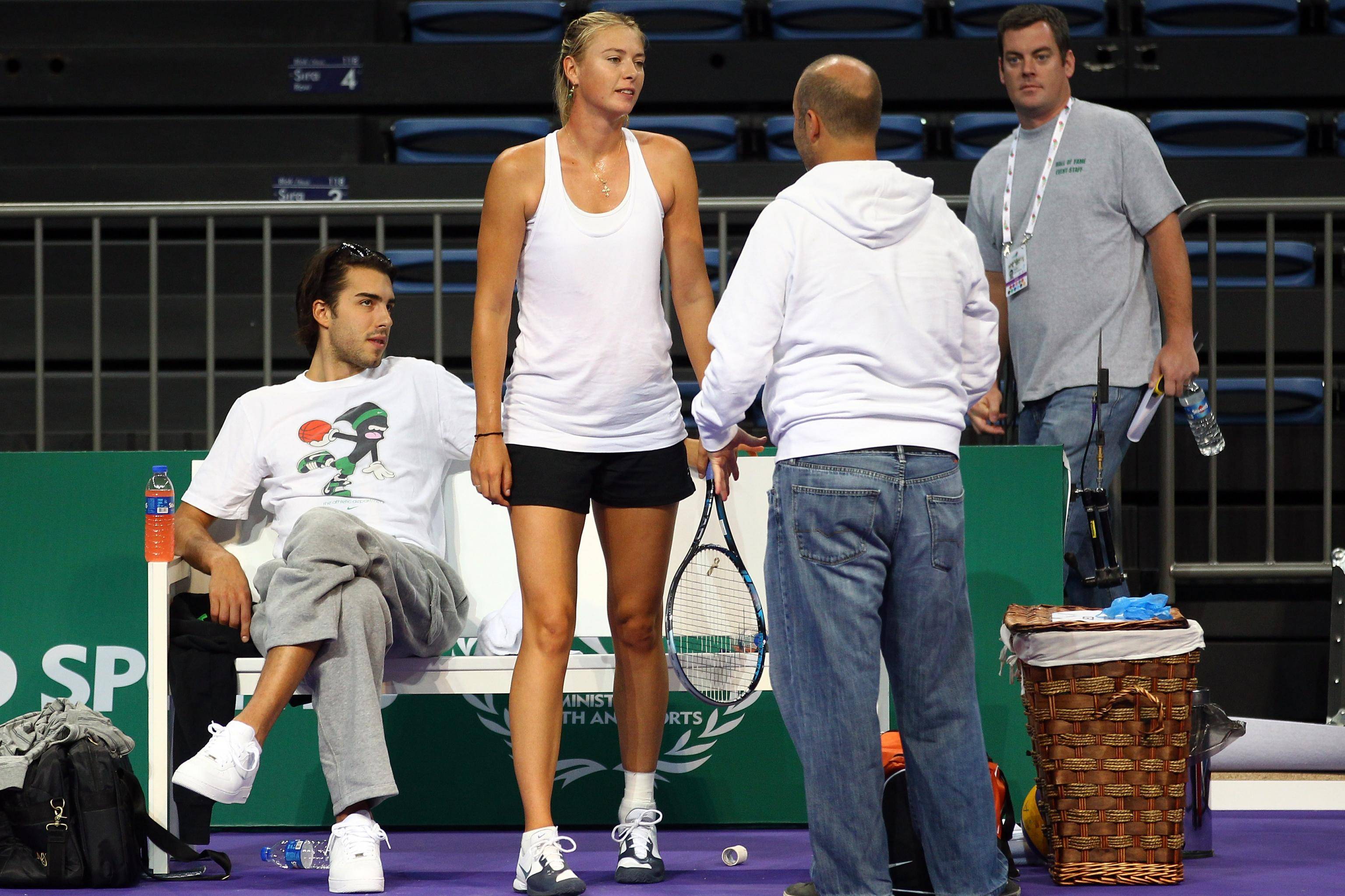 莎拉波娃在塞尔维亚队比赛中逆转，战术调整引发热议！的简单介绍