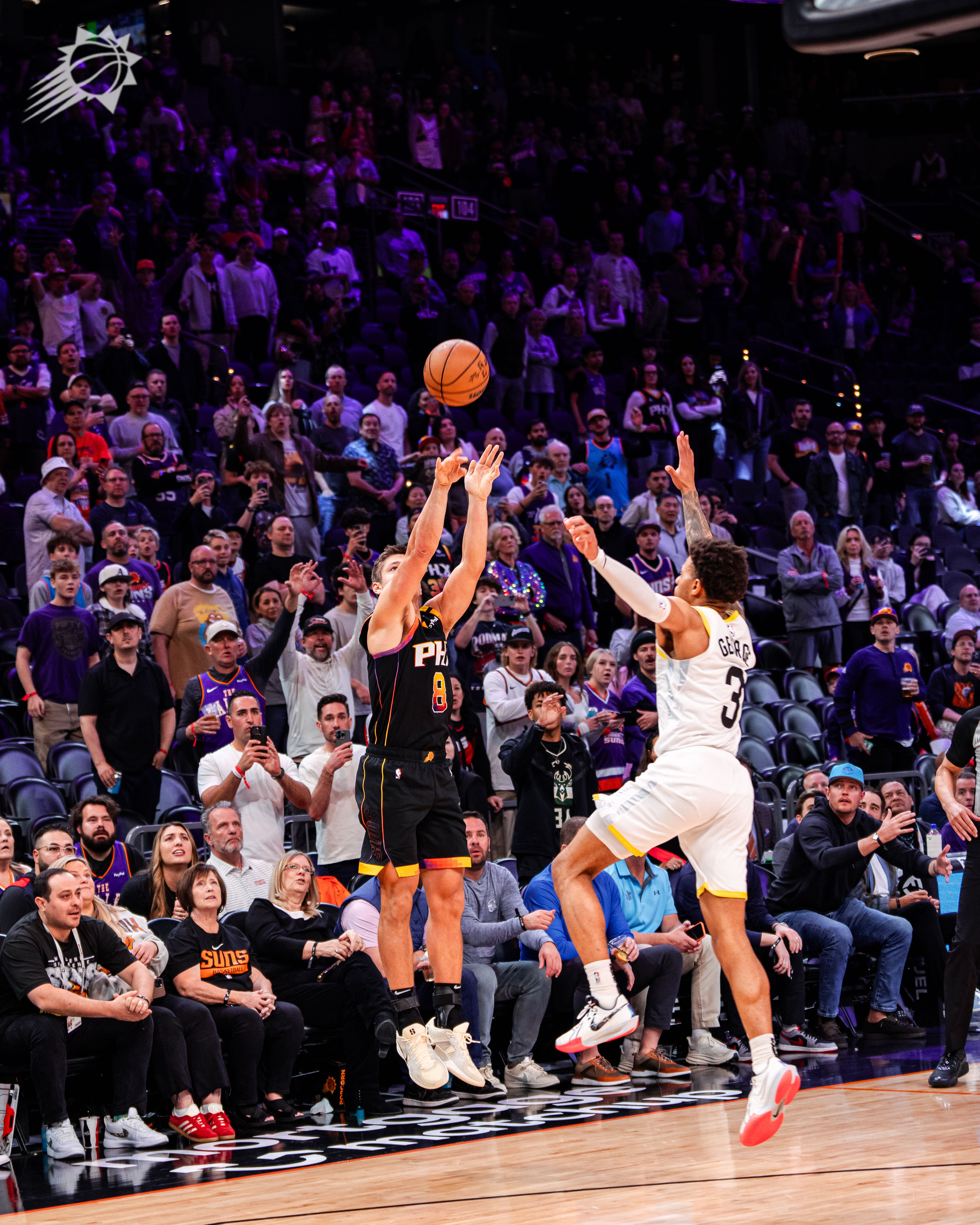 包含阿扎伦卡巅峰对决,德约科维奇与90激战曼联分钟,战术调整胜负难料!的词条