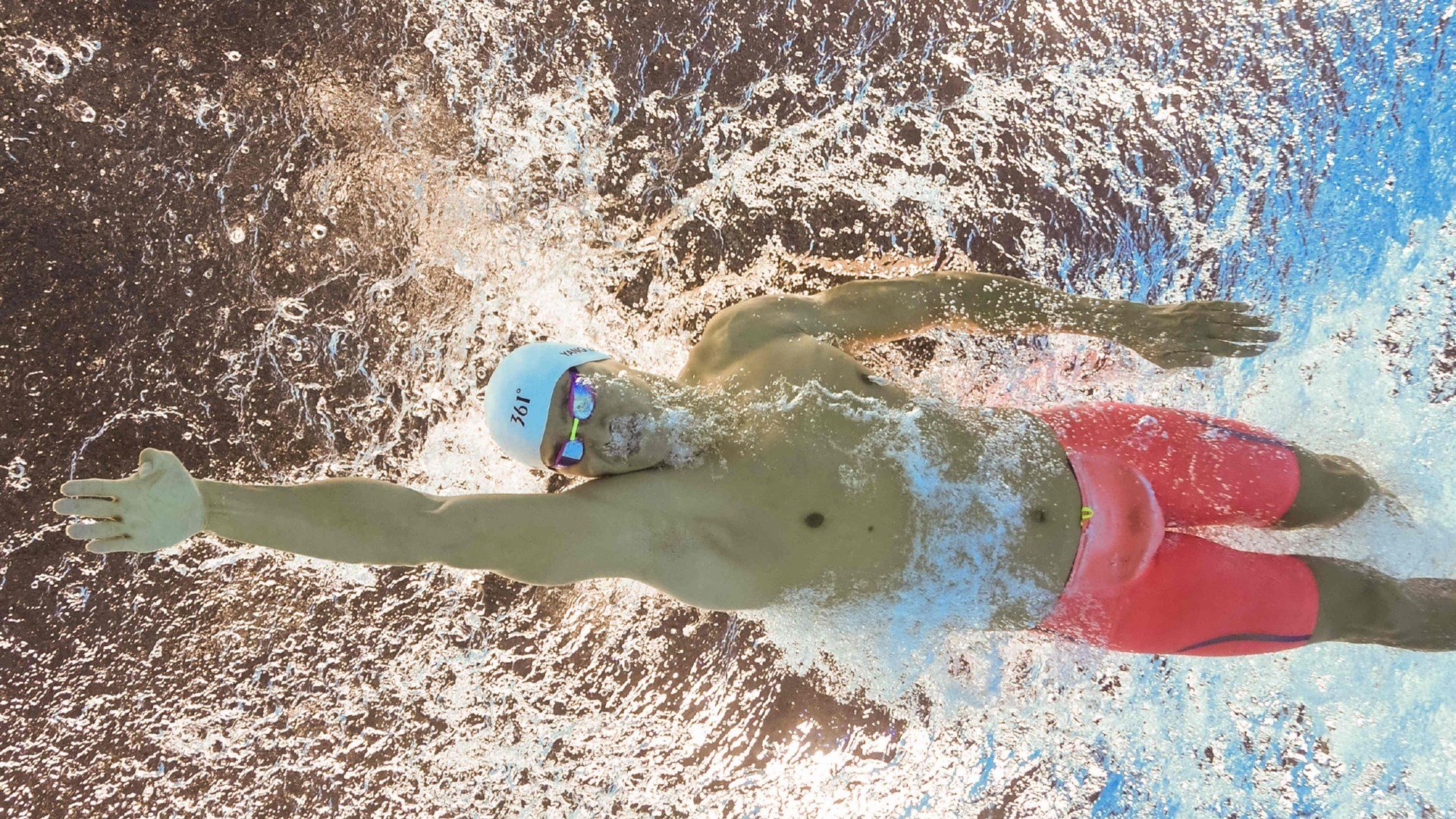 在线入口-田径赛场焦点！法国队对阵俄罗斯队，豪门翻车，赛后引发巨大争议